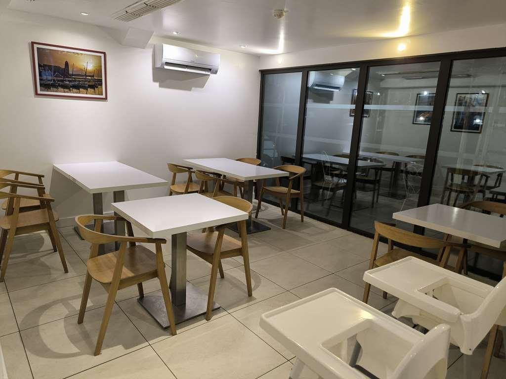 Brit Hotel Porte D'Espagne Perpiñán Facilidades foto